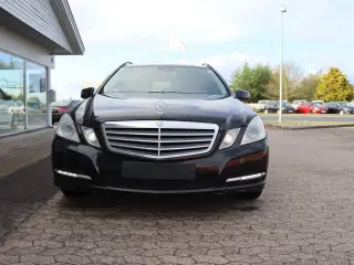 Mercedes E220 2,2 CDi Elegance stc. aut. BE