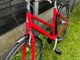 Rød dame cykel i str 48
