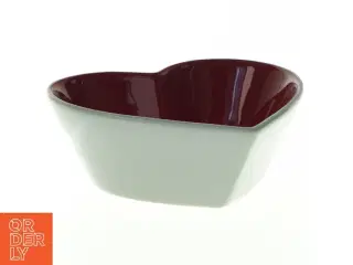 Hjerteformet dual-farvet skål fra Sagaform (str. 13 x. 11 cm)