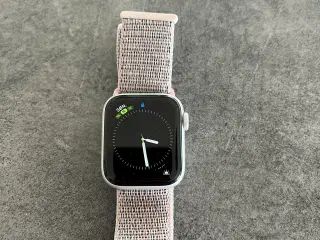 Apple Watch, 40mm