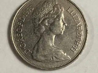 10 Pence England 1975