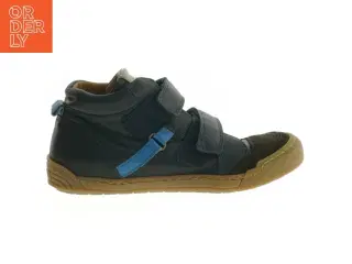 Snøresko med dobbelt velcro (str. 35 )