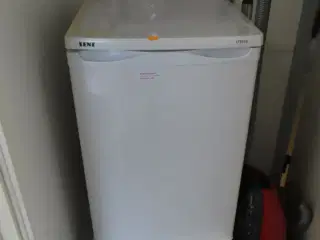 Køleskab SENZ LF851W