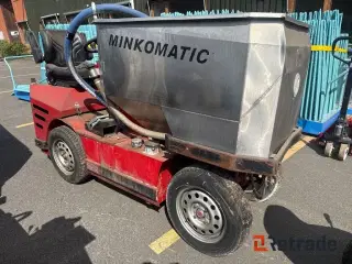 - - - Norcar Minkomatic 572 28