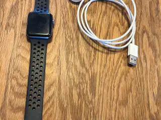 Apple Watch 3 - 42mm 