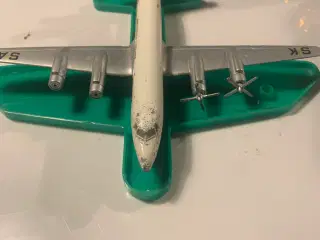 Tekno DC 7 flyvemaskine i æske