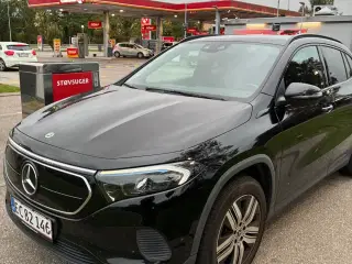 Mercedes EQA250  