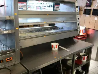 Rustfri stålbord med varmeskab HENNY PENNY HCW-5