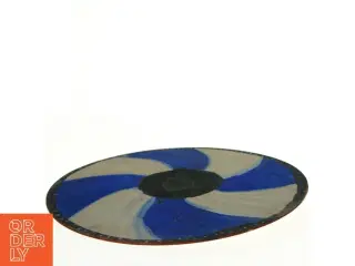 Håndmalet træskjold med læderhåndtag (str. Ø 36 cm)