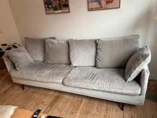 Fin og elegant 3 personers sofa