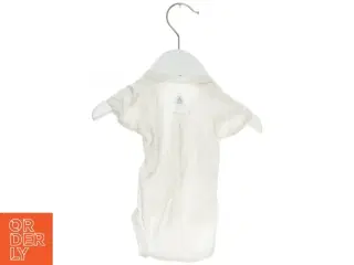 Helt ny hvid slå-om-body fra Petit Bateau (str. 56)