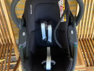 Maxi-Cosi Autostol - Coral 360 - Essential Graphit