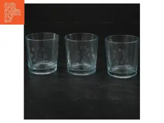 Glas med mønster fra Madleys (str. 6x6 cm)
