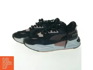 Sneakers fra Puma (str. 39 )