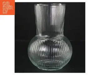 Glasvase (str. Ø 8,5 cm længde 17,5 cm)
