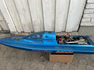 RC benzin båd