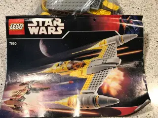 Naboo N-1 Starfighter and vulture droid