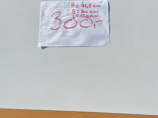 Borde fra hotel i god kvalitet 15 borde i alt