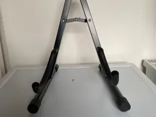 Guitar stander guitarstativ