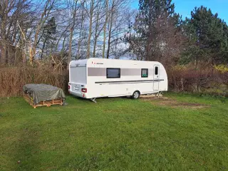 Adria Andora 613 HT med tilbehør 