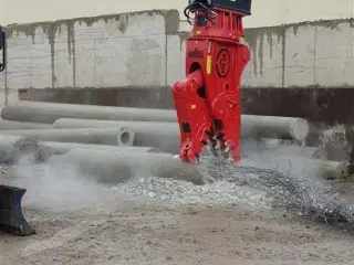 CMB FH16 Betonsaks / Smasher