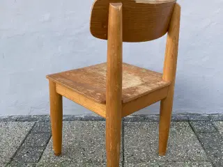 1960’er barnestol / juniorstol i bøg