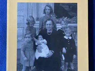 Kongehusets Farmor - Dronning Alexandrine - Hernov 1998 - Bog - Ny