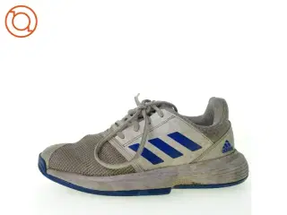Sko fra Adidas (str. 25 cm)