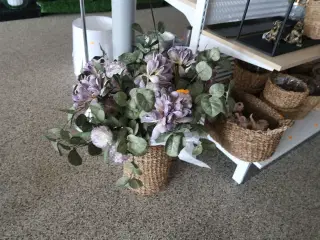 Kunstige planter i krukke