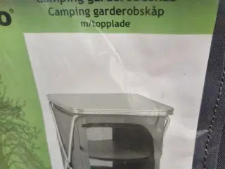 Camping garderobe skab