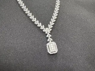 Ny 14 kt hvidguld halskæde med 2.14 ct diamanter +