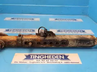 Valtra T213 Stabilisator V37119110