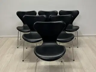 7er. 6stk Syverstole i sort læder, af Arne Jacobse