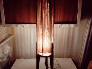 super fed gulvlampe kender ikke designer