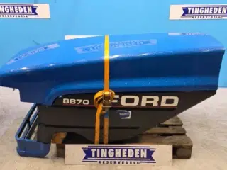 Ford 8870 Motorhjelm