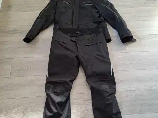 MC jakke og bukser