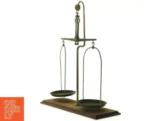 Antik messing vægt fra Cornelius Knudsen Kjøbenhavn (str. Længde. 33 cm. h. 40 cm)