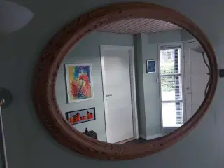 Ovalt og pænt ubehandlet fyrtræsspejl