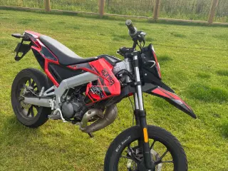 Aprila SX50