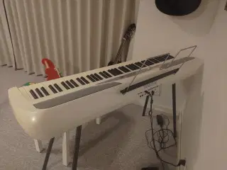 KORG EL KLAVER - SP280