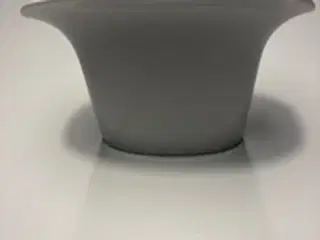 Vase, hvid porcelæn, 15x12cm