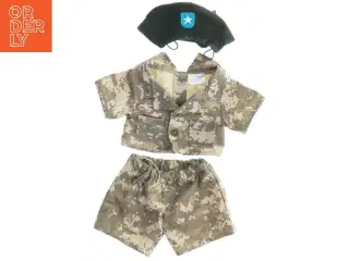Militær dragt og baret fra Build a Bear (str. Ikke angivet)
