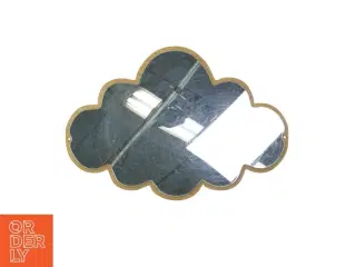 Skyformet spejl (str. 38x26,5 cm)