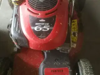 Plæneklipper Electrolux Quantom LSE 65
