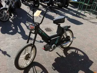 KNALLERT, Puch M