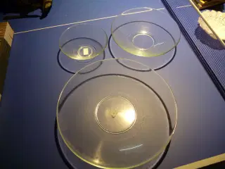 3 glasfade -serveringsfade sælges.