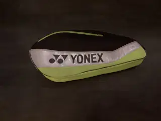 Fin YONEX Tennistaske til flere ketchere