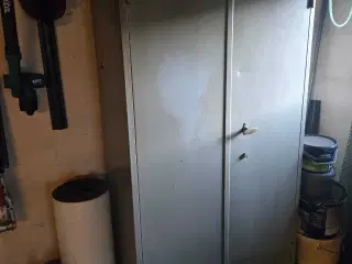 Værktøjsskab meget solid