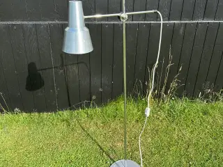 Retro standerlampe i chrome