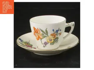 B&G Saksisk Blomst kaffekop 102 (str. Ø 13,5&6x9,5 cm)